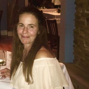 Meet your Posher, Jeannine